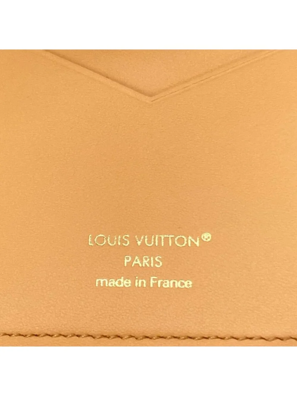 Louis Vuitton Wallet Capucines LV Vertical Hazelnut Bran Leather Cowhide